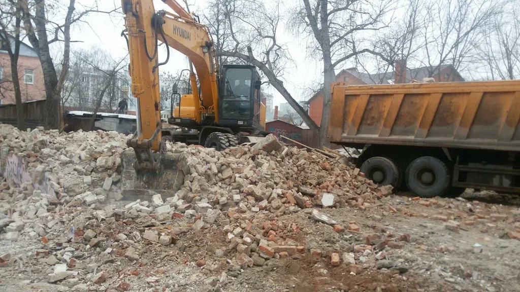 Вывоз мусора ОССиГ с выездом в Ахтубинске в октябре