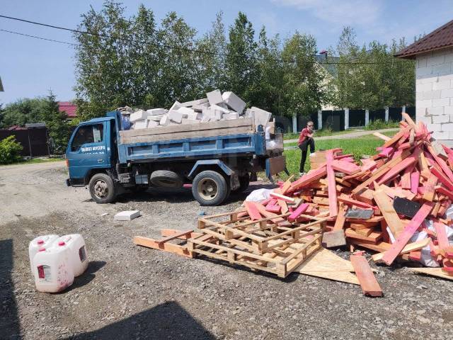 Вывоз мусора с чердака в Ахтубинске в октябре