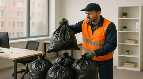 Уборка и вывоз мусора после мероприятий в Ахтубинске в октябре