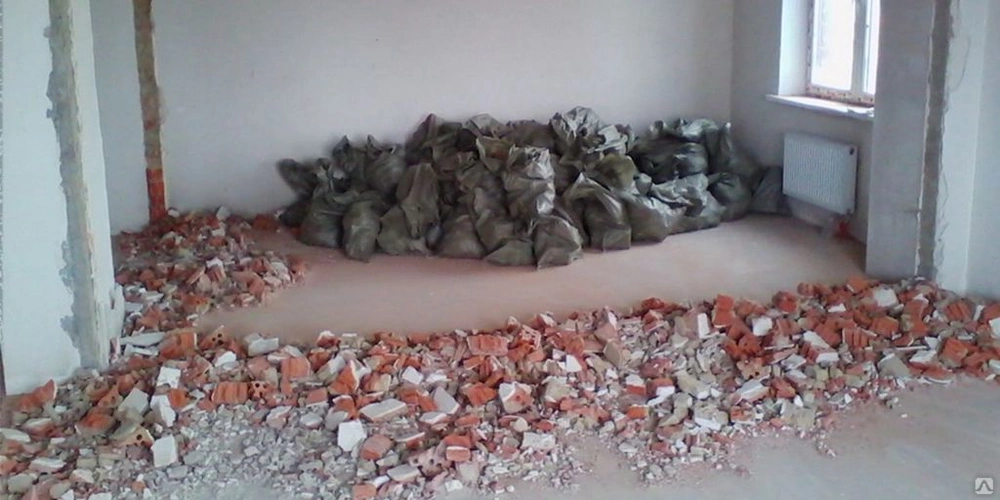 Демонтаж стен и перегородок в Ахтубинске от ПроМусор: снос, вывоз мусора, цены от 207 руб